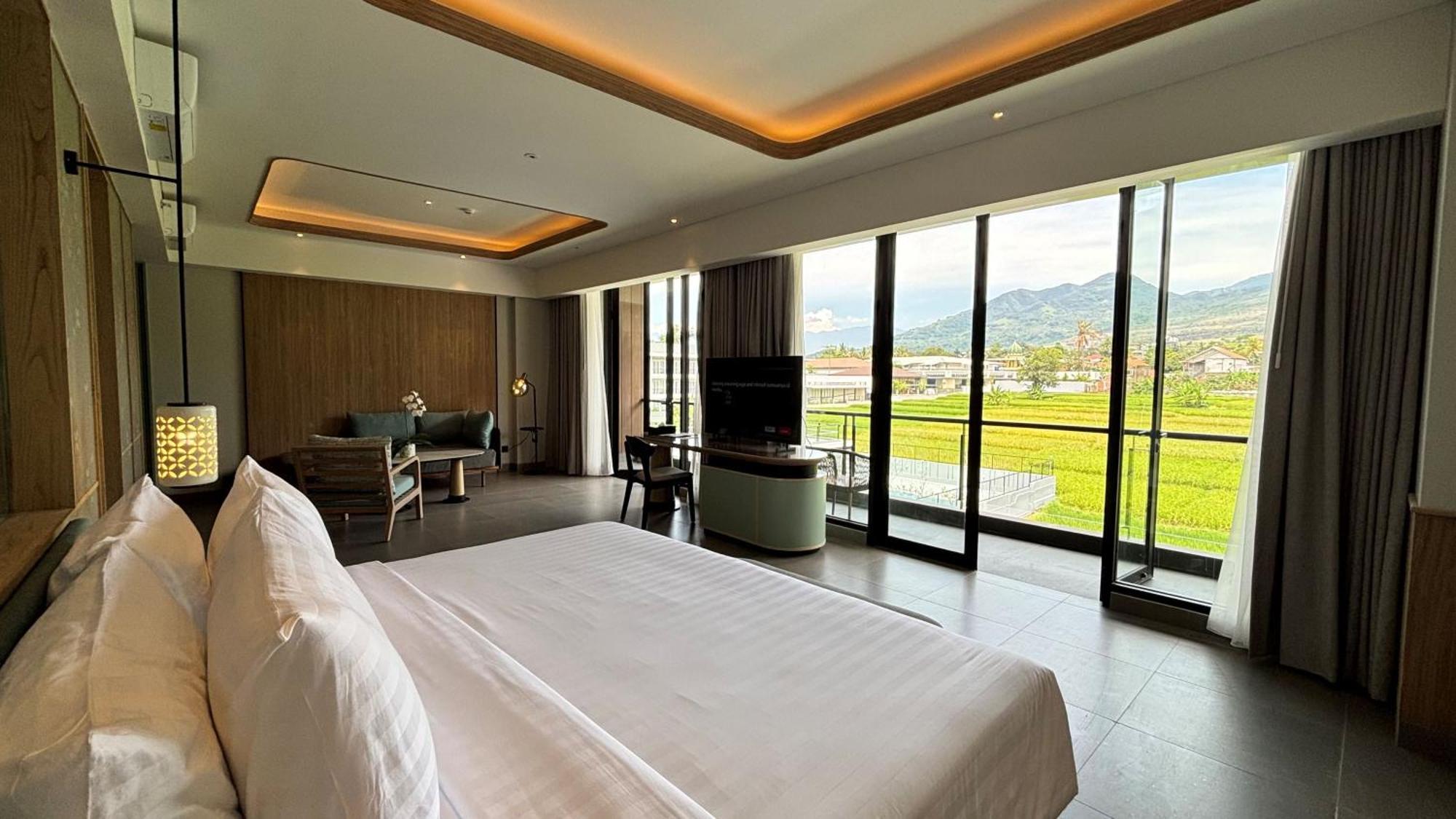Hotel Santika Garut Exterior foto