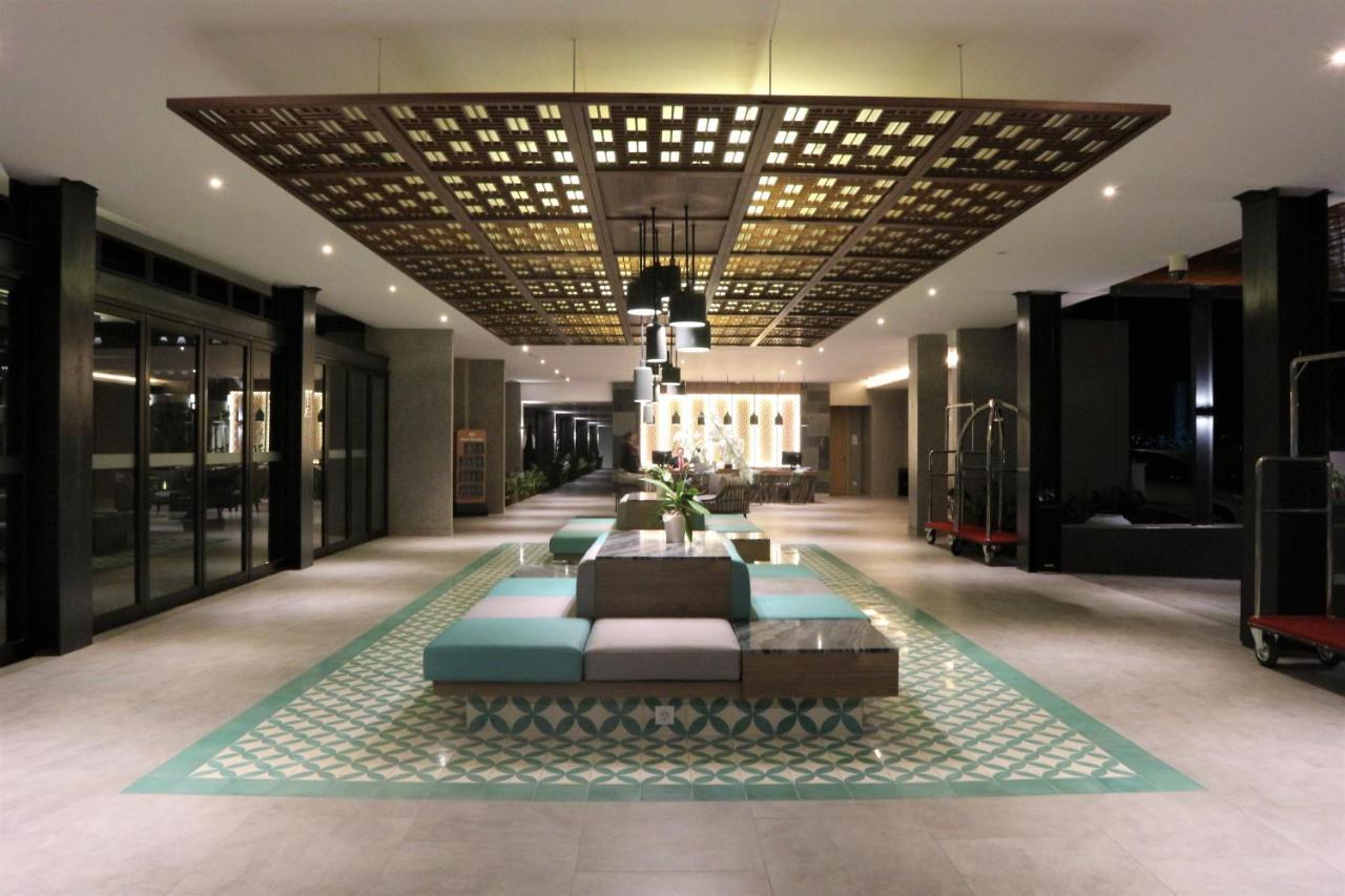Hotel Santika Garut Exterior foto
