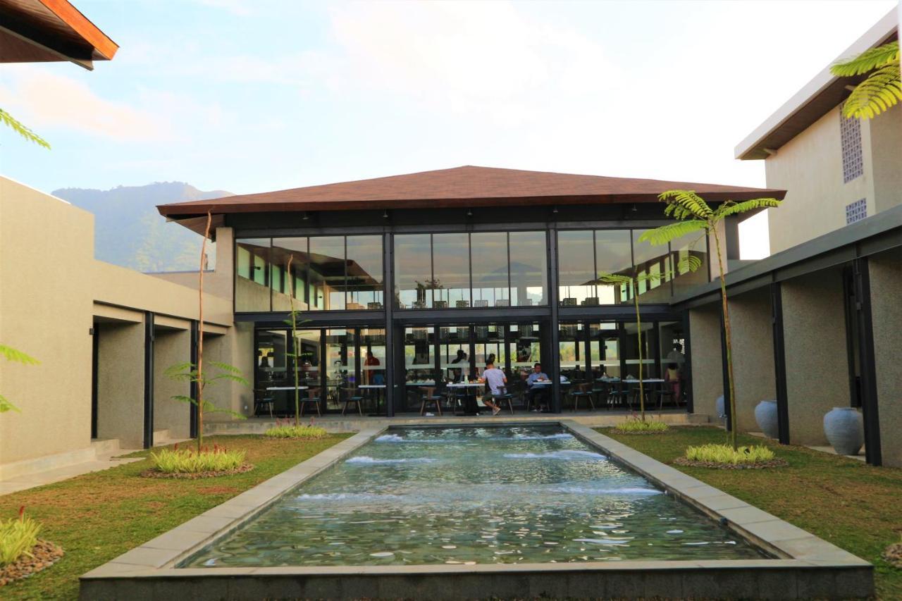 Hotel Santika Garut Exterior foto