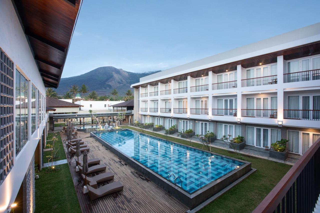 Hotel Santika Garut Exterior foto